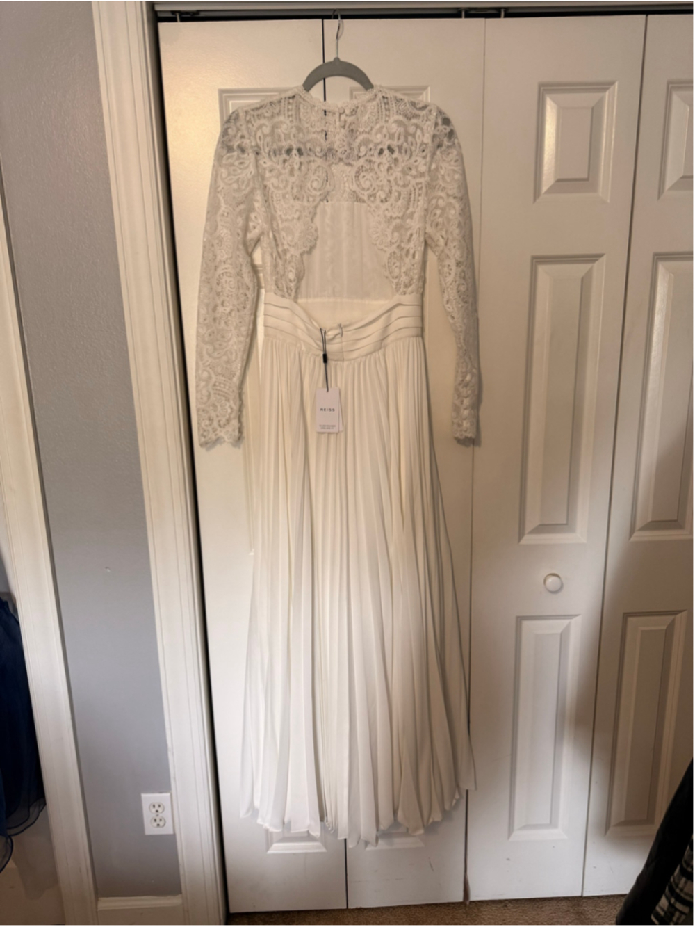 Women's Reiss White Long Sleeve Lace Pleated Maxi Dress Size 4 - Picture 9 of 10